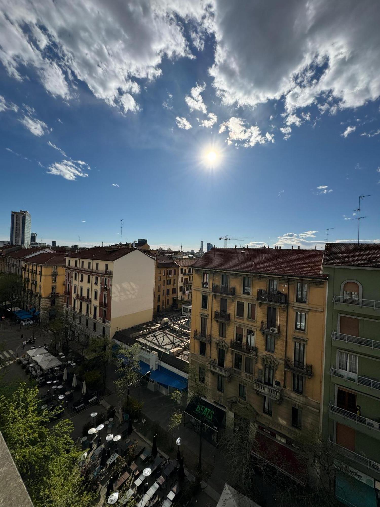 Trilocale Con Due Balconi A Isola Porta Nuova Apartment Milano Ngoại thất bức ảnh