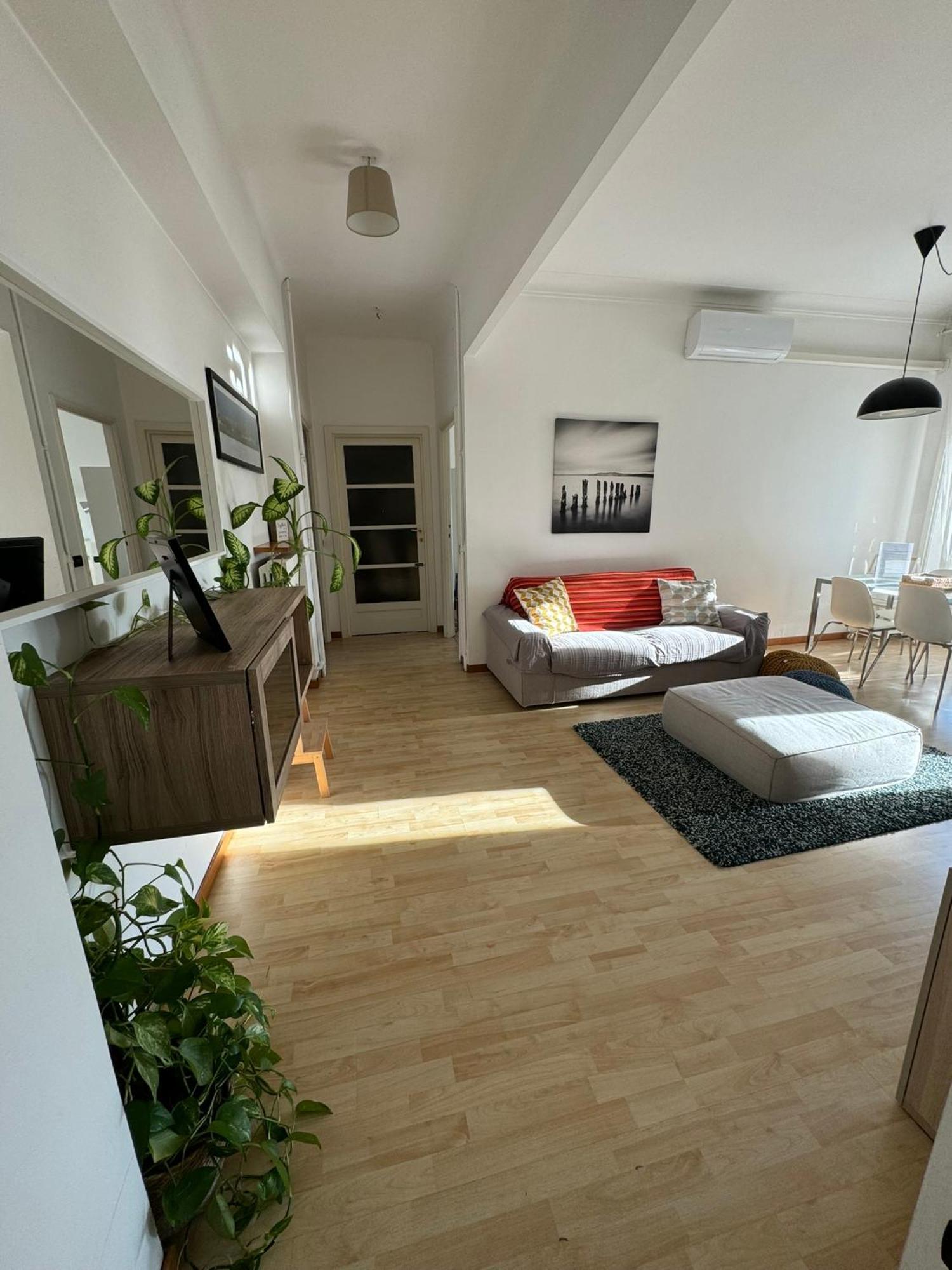 Trilocale Con Due Balconi A Isola Porta Nuova Apartment Milano Ngoại thất bức ảnh